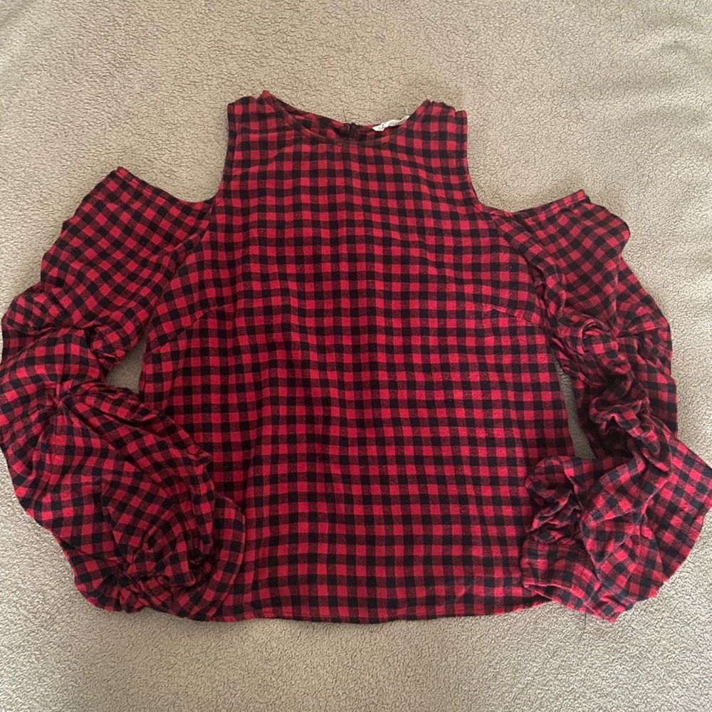 Volume Sleeve/Open Shoulder Poplin Top